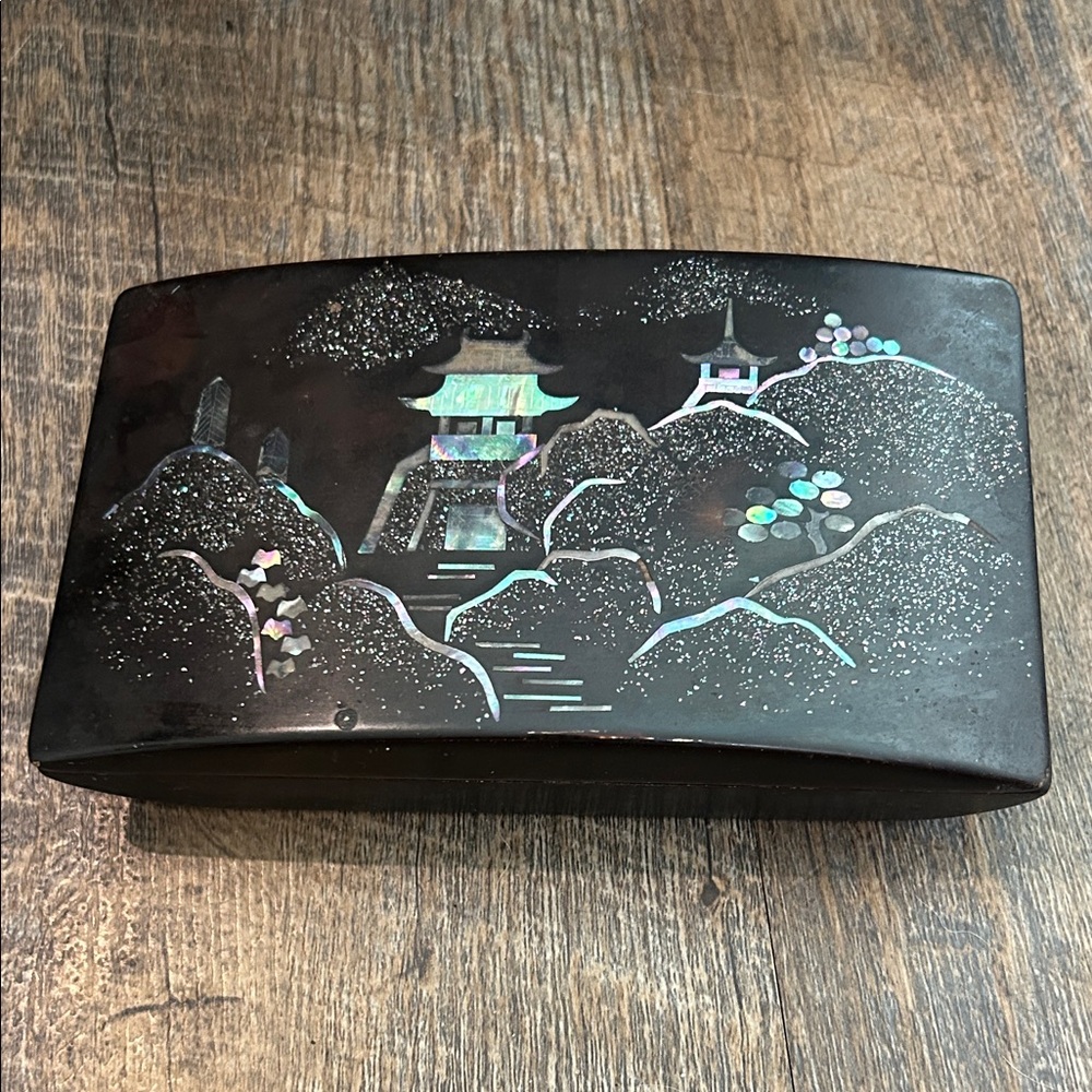 Vintage Maruni‎ Lacquerware Cigarette Metal Mother of Pearl Inlay Occupied Japan